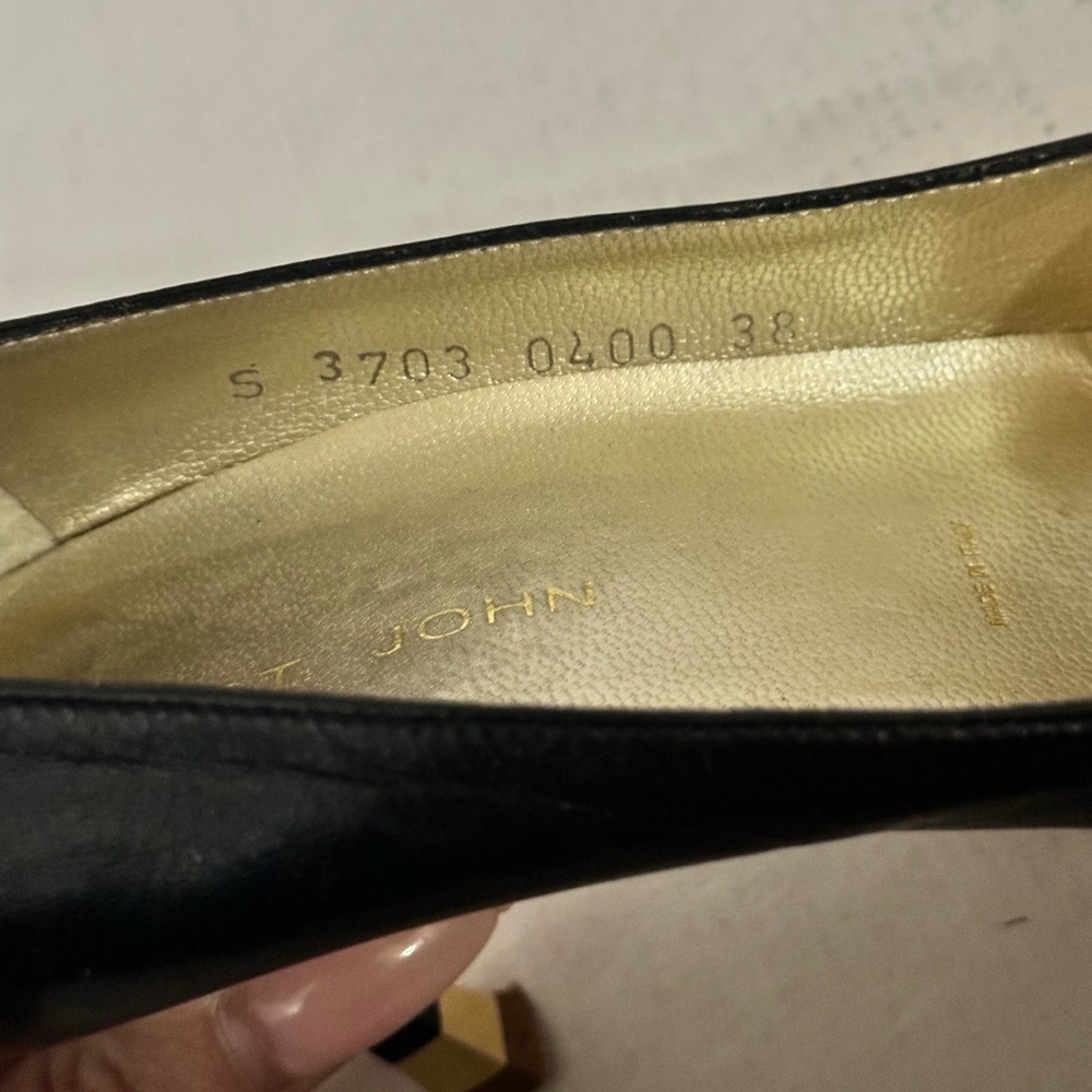 St.John navy blue/gold pointed heels size 38 - Picture 4 of 13
